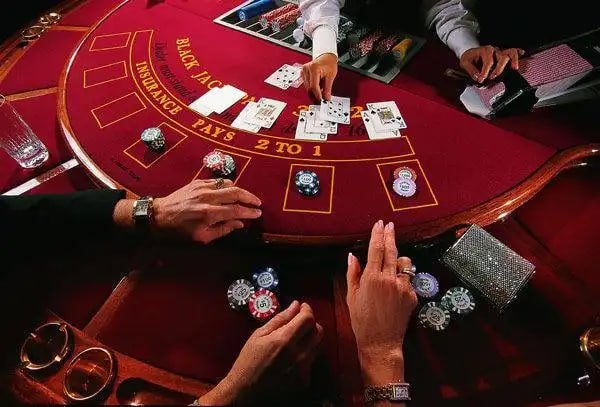 မြန်မာ Esports ပရိသတ် DOTA2 Mobile Legends SEA Games k74ff Betting